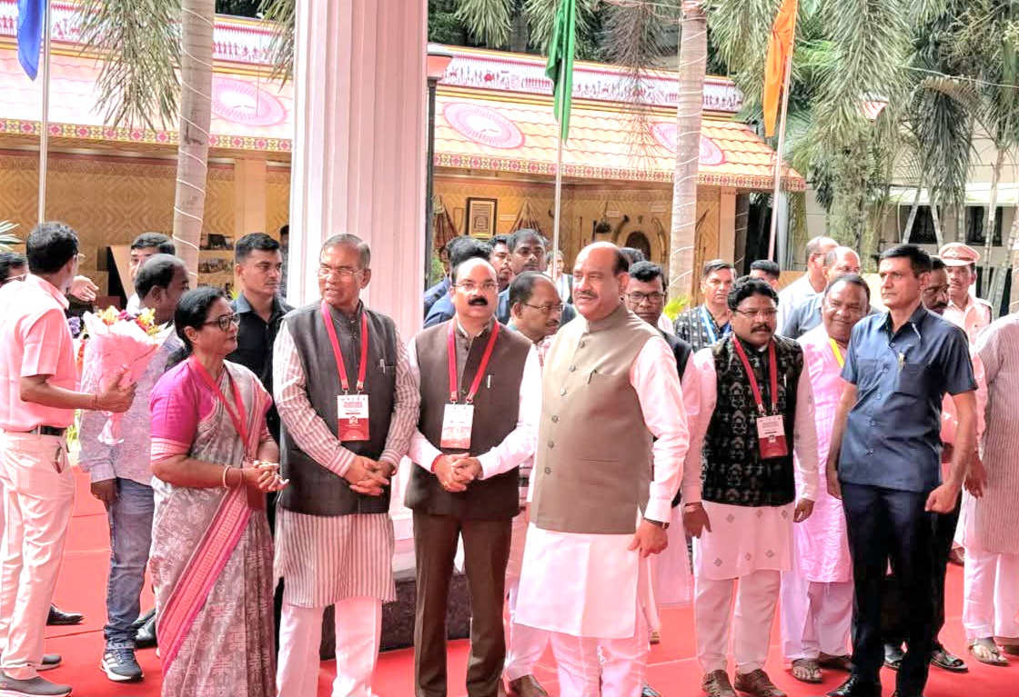 भुवनेश्वर में एससी-एसटी कल्याण संबंधी संसद,राज्य विधानमंडलों की  समितियों के सभापतियों के दो दिवसीय राष्ट्रीय सम्मेलन में,जानिए क्या कहा सांसद अरुण सागर ने 