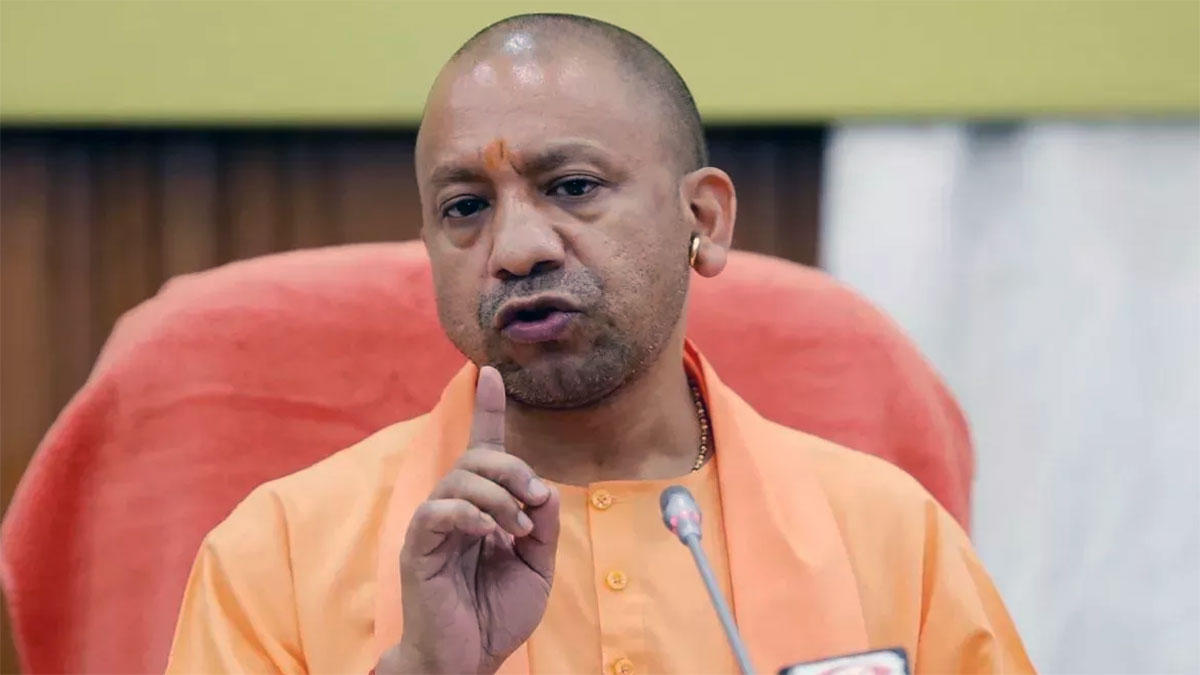 यूपी में शिक्षकों के लिए खुशखबरी: सीएम योगी का ऐलान, शिक्षा मित्रों और अनुदेशकों को भी मिलेगा लाभ