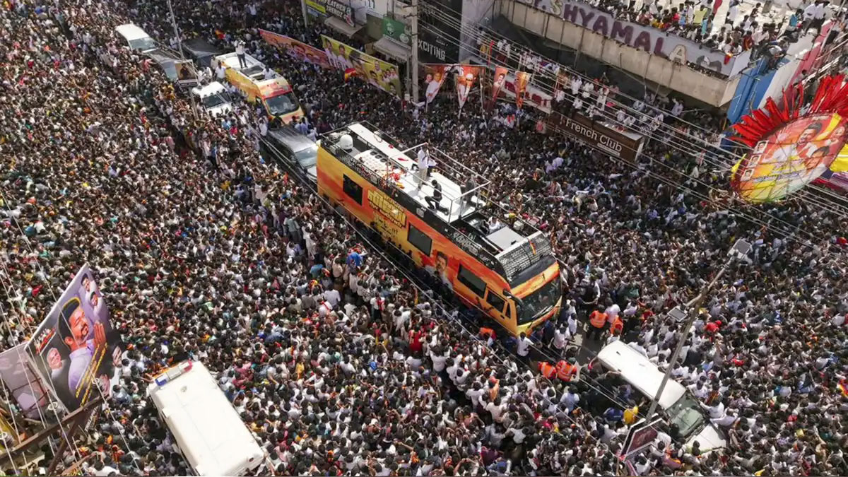 Karur Rally Tragedy: विजय के कार्यक्रम में मची भगदड़, सीएम योगी बोले – “राम शक्ति दें शोकग्रस्त परिवारों को”