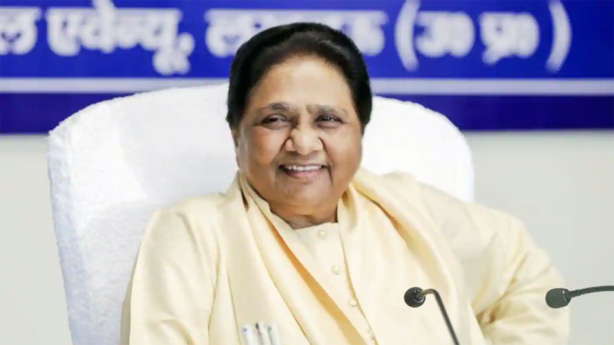 योगी सरकार के फैसले से खुश हुईं मायावती, सीनियर केयर सेंटर शिफ्ट करने पर बोलीं- स्वागत योग्य कदम