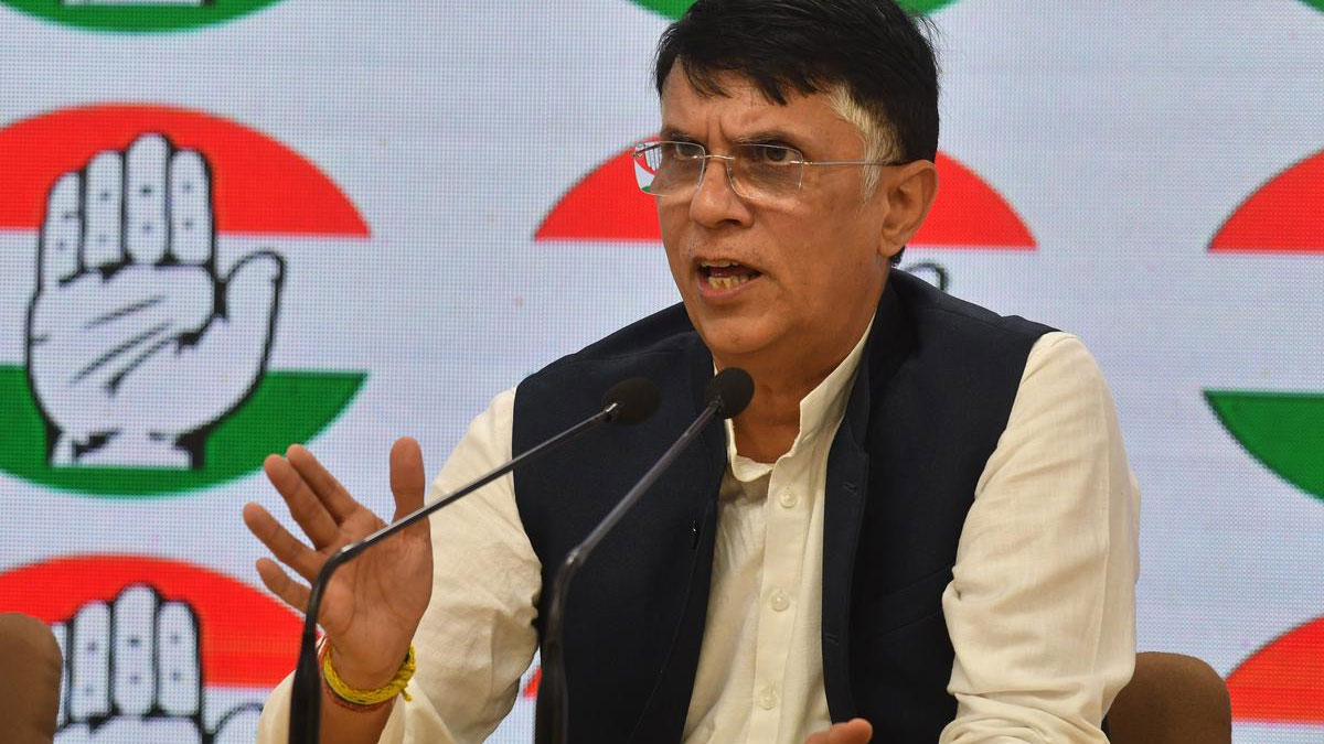पाकिस्तान के राफेल दावे पर भड़के पवन खेड़ा, बोले- सरकार तुरंत दे सबूतों के साथ जवाब