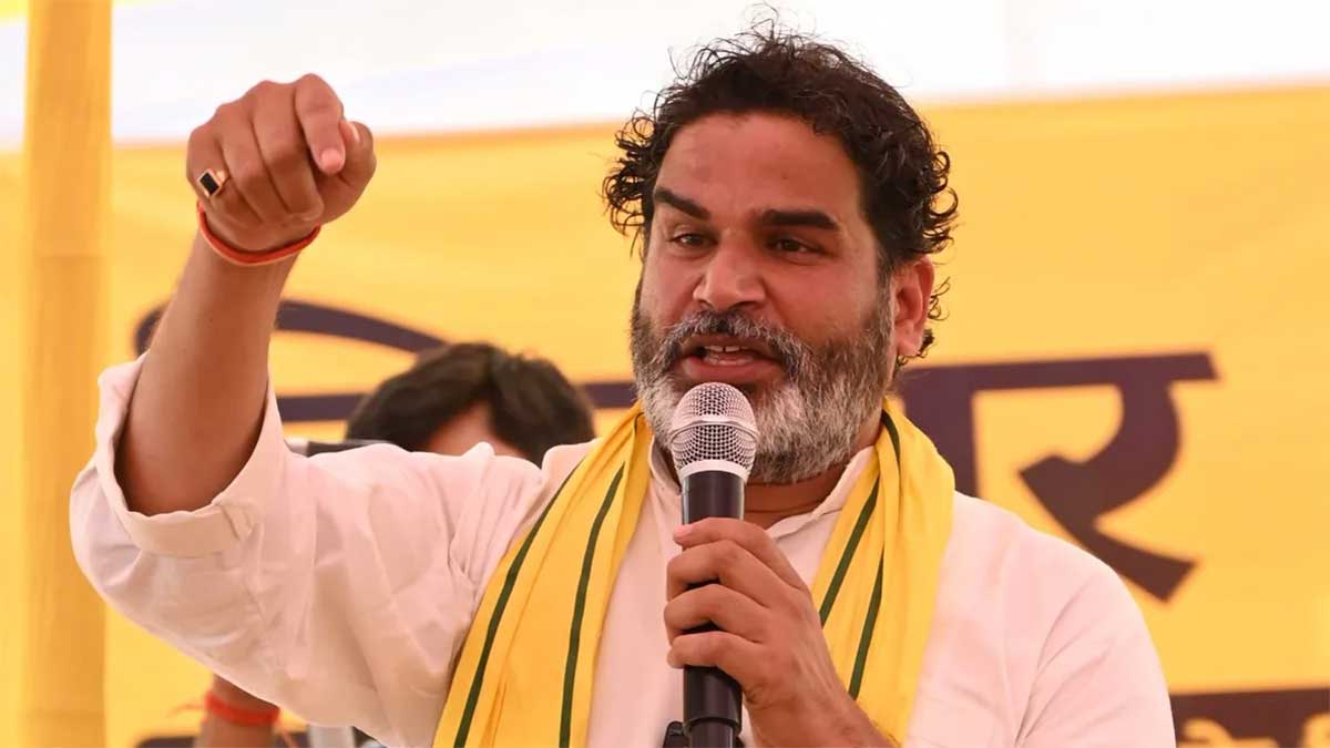 Bihar Election 2025: बिहार चुनाव से पहले प्रशांत किशोर पर दो वोटर आईडी कार्ड का विवाद, चुनाव आयोग ने मांगी रिपोर्ट