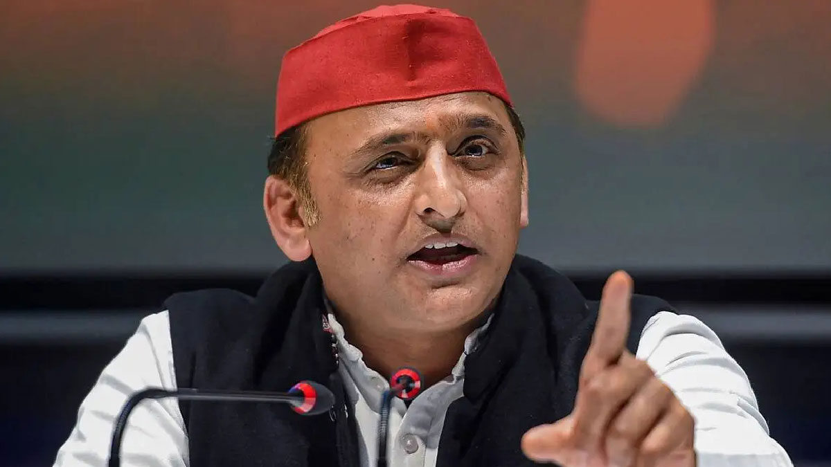 Akhilesh Yadav Azam Khan Meeting: अखिलेश यादव ने रामपुर में की आजम खान से मुलाकात, बोले– उन्हें न्याय मिलना चाहिए, गलत केस लगाए गए