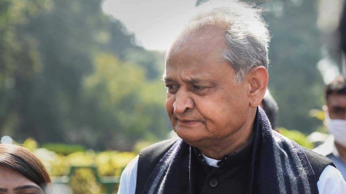 INDIA Alliance: बिहार चुनाव से पहले फ्रेंडली फाइट पर सुलह के संकेत, लालू से मिले अशोक गहलोत बोले सारे भ्रम जल्द दूर होंगे