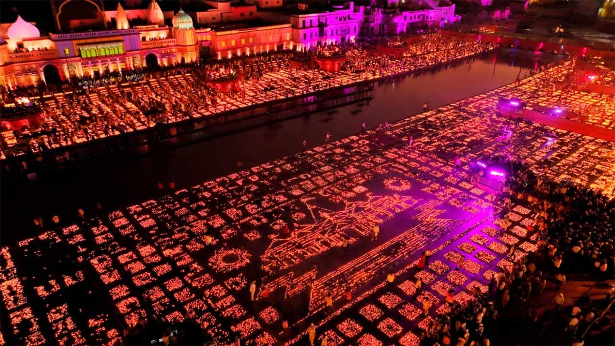 अयोध्या दीपोत्सव 2025; योगी सरकार की बड़ी तैयारी, श्रद्धालुओं की सेहत पर रहेगी खास नजर,15 अस्थायी अस्पताल और 24 घंटे एंबुलेंस तैनात