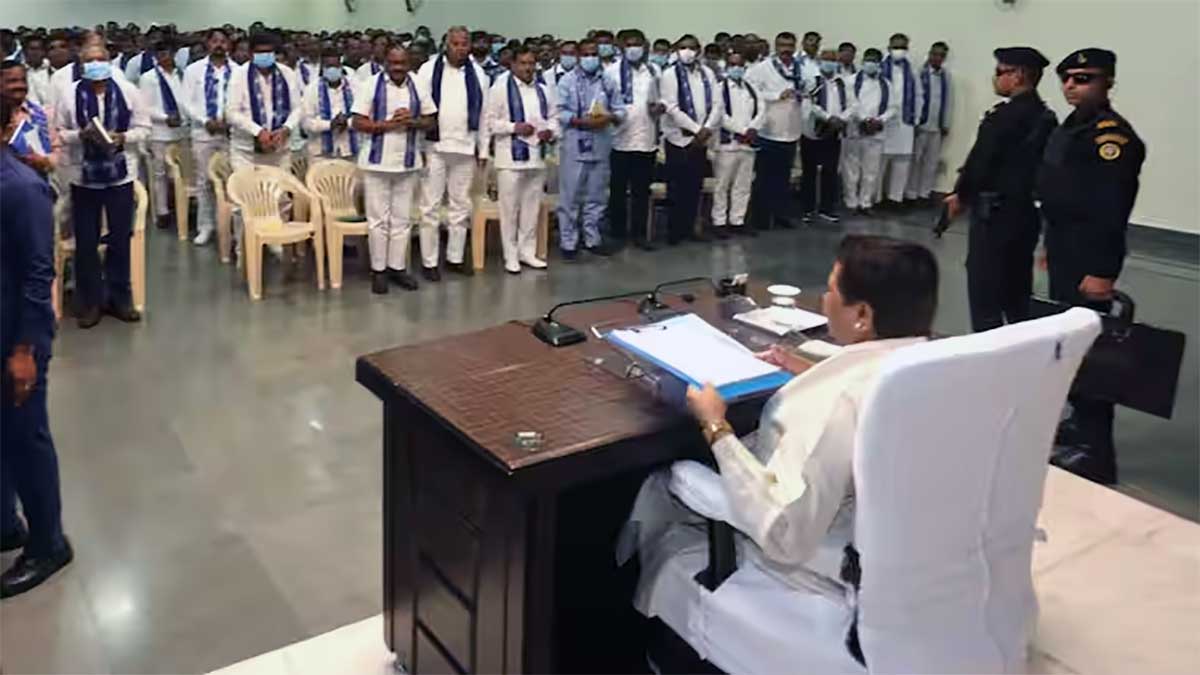 BSP Meeting: बसपा बैठक से क्यों नदारद रहे आकाश आनंद? सामने आई असली वजह