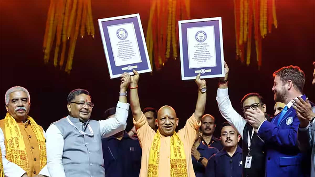 Ayodhya Deepotsav 2025: अयोध्या दीपोत्सव 2025, 26 लाख दीपों से जगमग हुई रामनगरी, बने दो गिनीज वर्ल्ड रिकॉर्ड