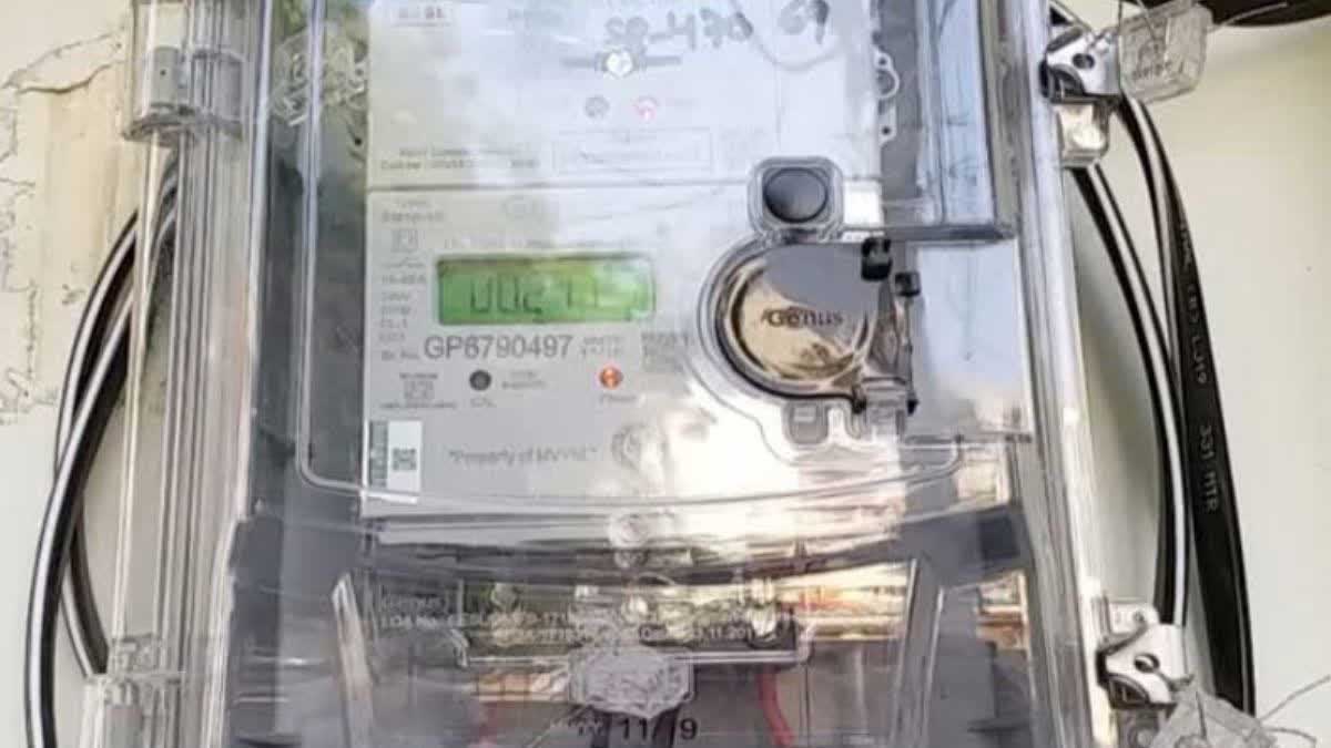 Diwali Shock in UP: गरीबों पर टूटा बिजली विभाग का 440 वोल्ट का झटका, नए कनेक्शन के दाम 6 गुना बढ़े