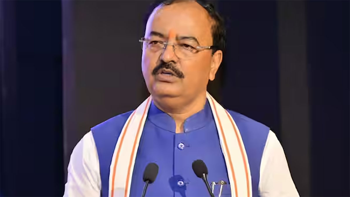 केशव प्रसाद मौर्य का अखिलेश यादव पर हमला: बरेली में प्रतिनिधिमंडल भेजना नौटंकी और बचकाना कदम