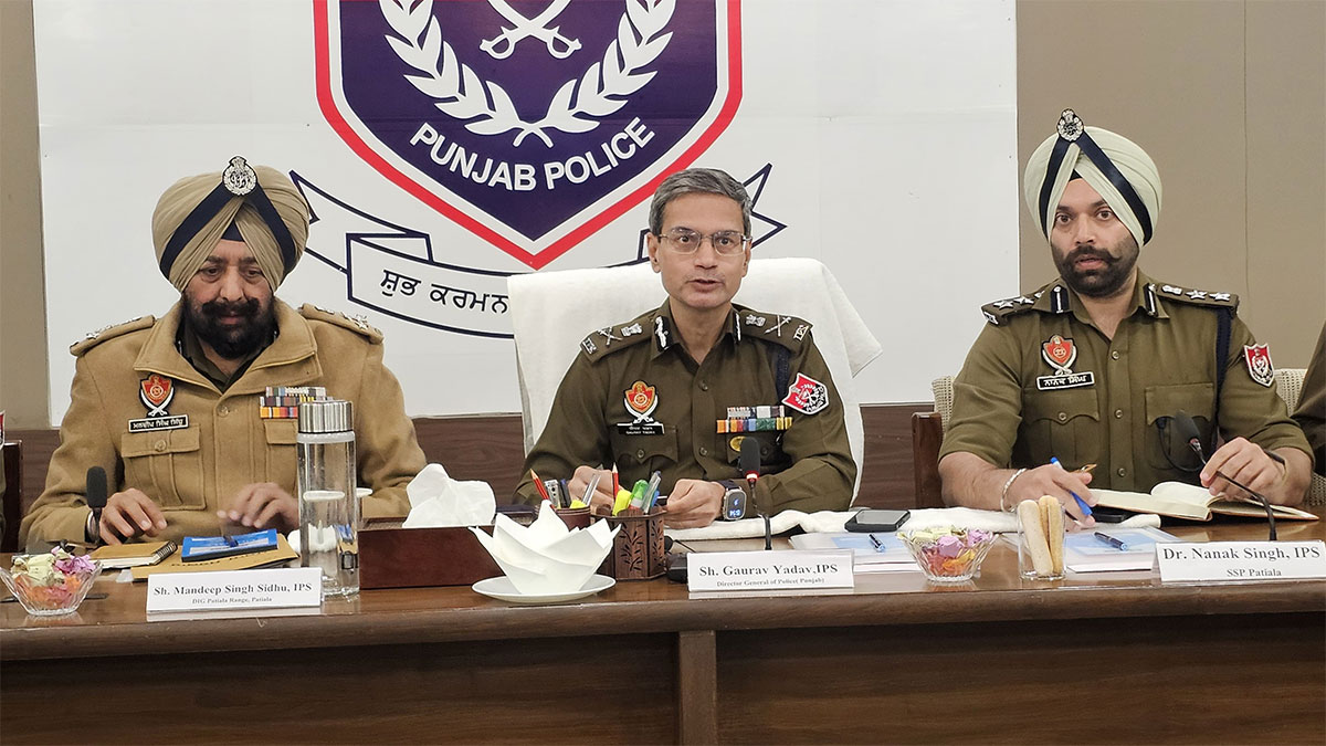 CJI पर आपत्तिजनक पोस्ट करने वालों पर पंजाब पुलिस का बड़ा एक्शन, यूट्यूबर अजीत भारती समेत 100 से अधिक सोशल मीडिया अकाउंट्स पर FIR दर्ज