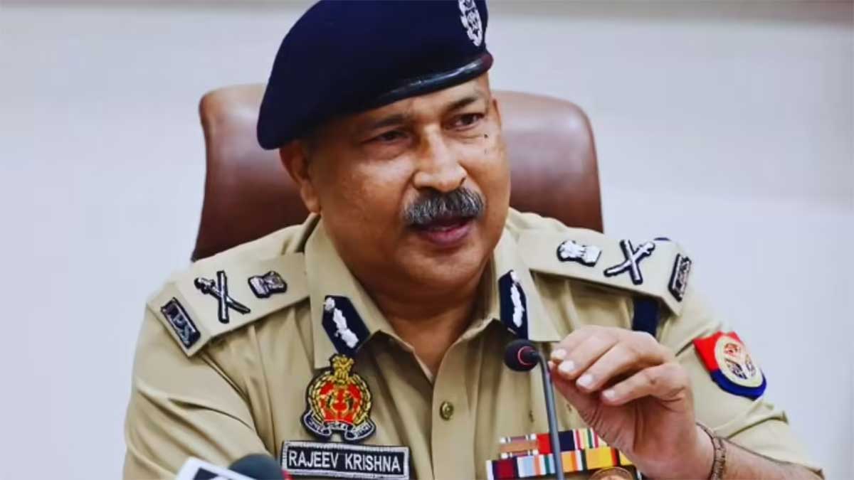 UP DGP Action: भ्रष्टाचार पर बड़ी कार्रवाई, वाहन चालकों से वसूली करने वाले 11 पुलिसकर्मी सस्पेंड
