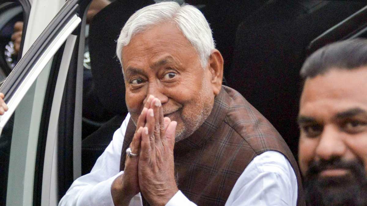 नीतीश कुमार ने CM पद से इस्तीफा दिया, राज्यपाल को सौंपा NDA का समर्थन पत्र, 10वीं बार कल लेंगे शपथ