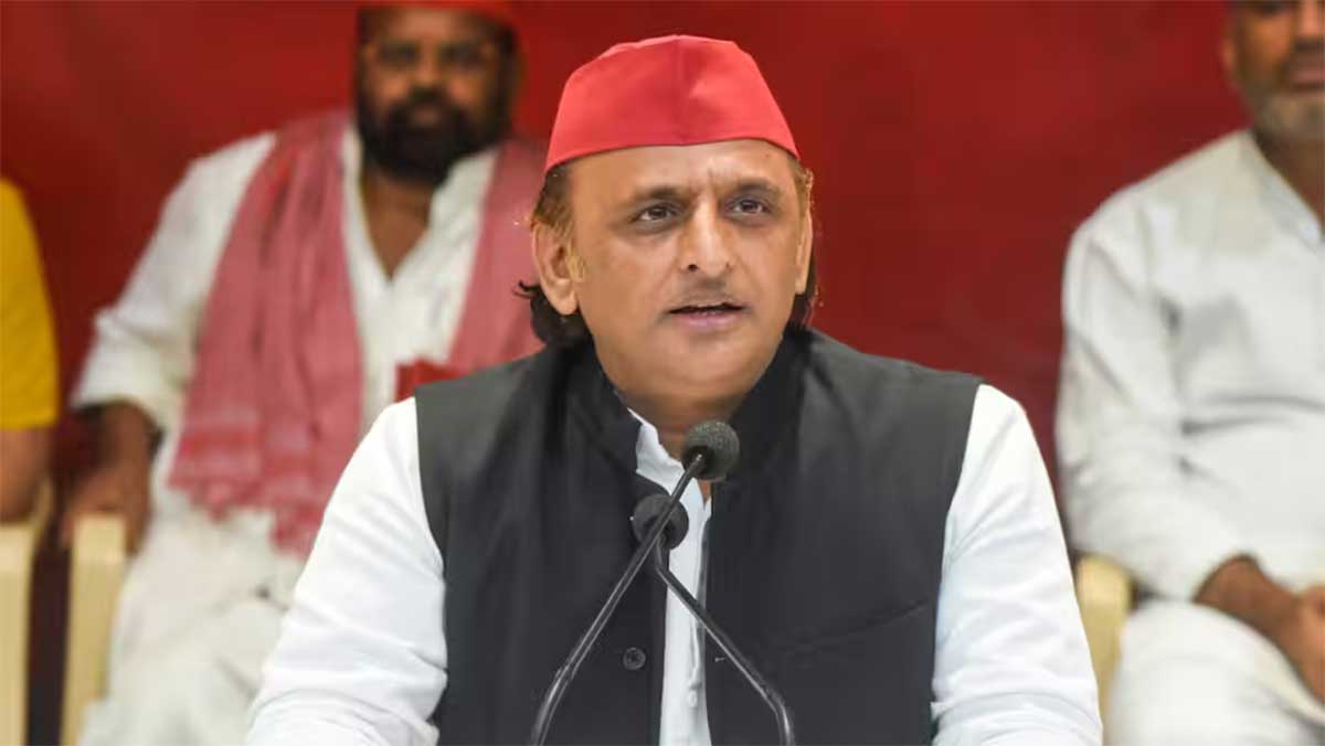 UP News: अखिलेश यादव बोले – जो भी पीड़ित है, वही PDA, सत्ता पर बोला जोरदार हमला, कहा- अब तो सत्ताधारी PDA की जान भी लेने लगे हैं