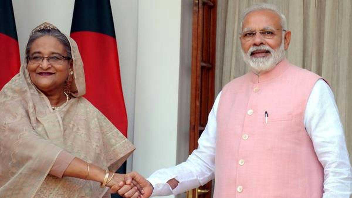 शेख हसीना को मिली सजा-ए-मौत पर भारत का पहला रिएक्शन, बांग्लादेश में शांति और लोकतंत्र के लिए प्रतिबद्ध, रचनात्मक संवाद जारी रखने का ऐलान
