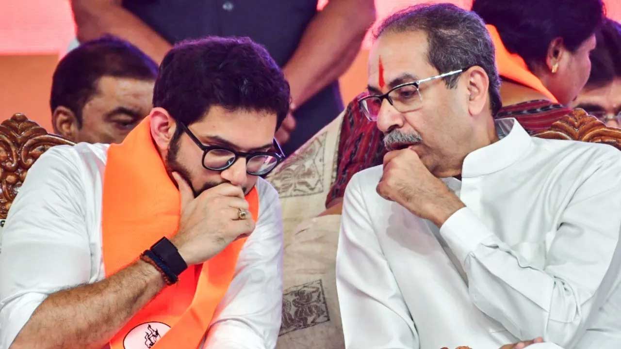 महाराष्ट्र सरकार ने उद्धव ठाकरे को इस अहम पद से नवाजा, आदित्य ठाकरे को भी मिली बड़ी जिम्मेदारी