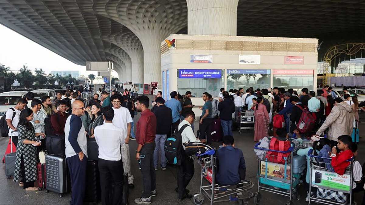 Indigo Crisis: CEO पीटर एल्बर्स को सरकार ने किया तलब, अब तक 827 करोड़ रुपये रिफंड