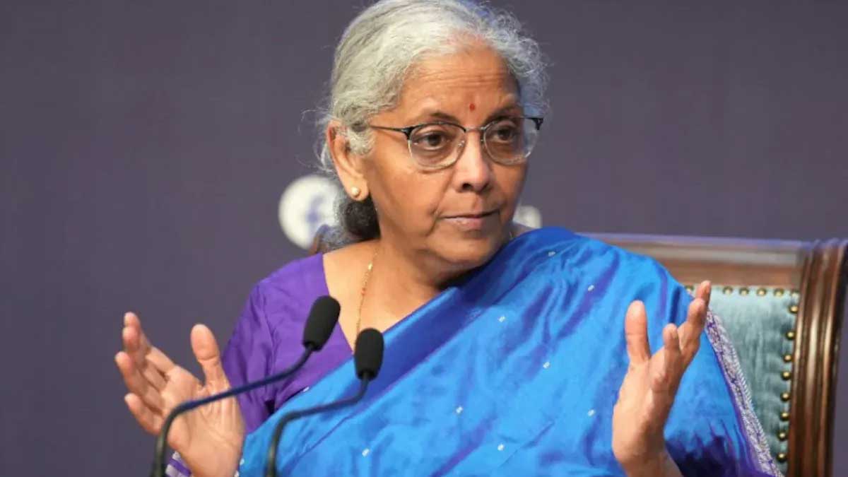 रुपया 90 के पार, ऑल-टाइम लो लेवल पर, वित्त मंत्री निर्मला सीतारमण ने कहा- करेंसी को खुद ढूंढना होगा रास्ता