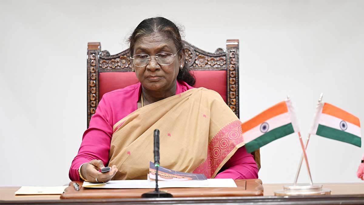 G RAM G अब बना देश का नया कानून, राष्ट्रपति द्रौपदी मुर्मू ने बिल को दी मंजूरी, अब मिलेंगे 125 दिन काम