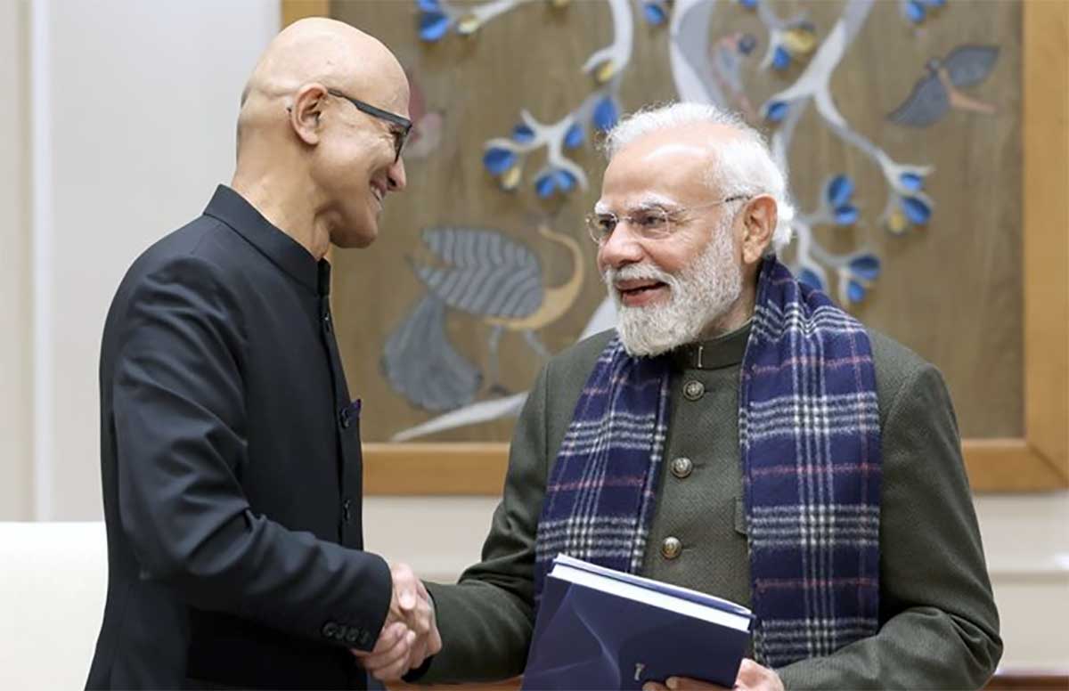 माइक्रोसॉफ्ट के CEO सत्या नडेला ने PM मोदी से की मुलाकात, भारत में AI हब बनाने के लिए 17.5 बिलियन डॉलर का करेंगे निवेश