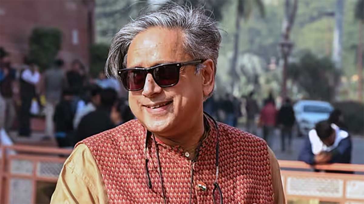 जलाने से किताबें चंद, कभी इतिहास नहीं मरता..., बिहार यात्रा के बाद शशि थरूर ने नालंदा की शान में पढ़े कसीदे, लिखी दिल छू लेने वाली कविता