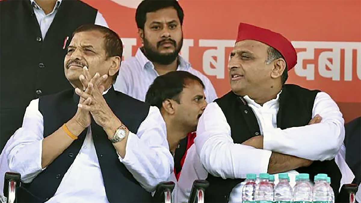 Ghosi Bypoll: अखिलेश यादव ने चला सहानुभूति कार्ड, तारीखों से पहले ही घोषित किया प्रत्याशी, क्या BJP भेद पाएगी यह चक्रव्यूह?