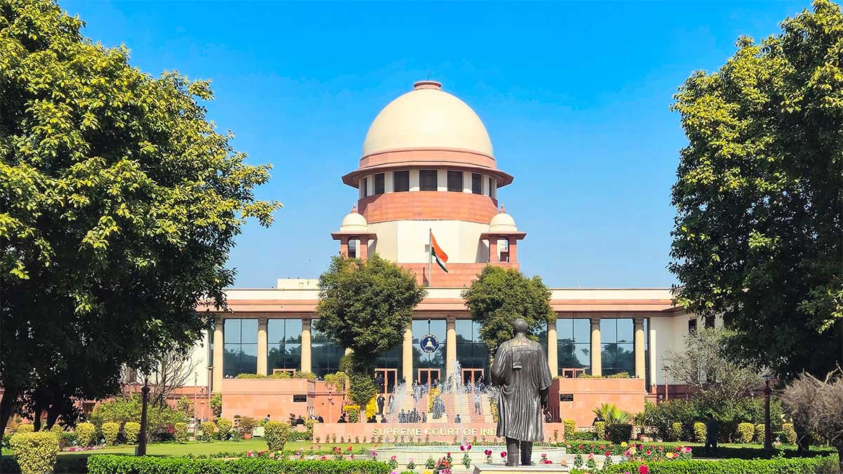 डिजिटल अरेस्ट से जुड़े सभी केस CBI को ट्रांसफर, सुप्रीम कोर्ट ने कहा- पूरी आजादी से करें जांच, SIT के गठन का भी निर्देश