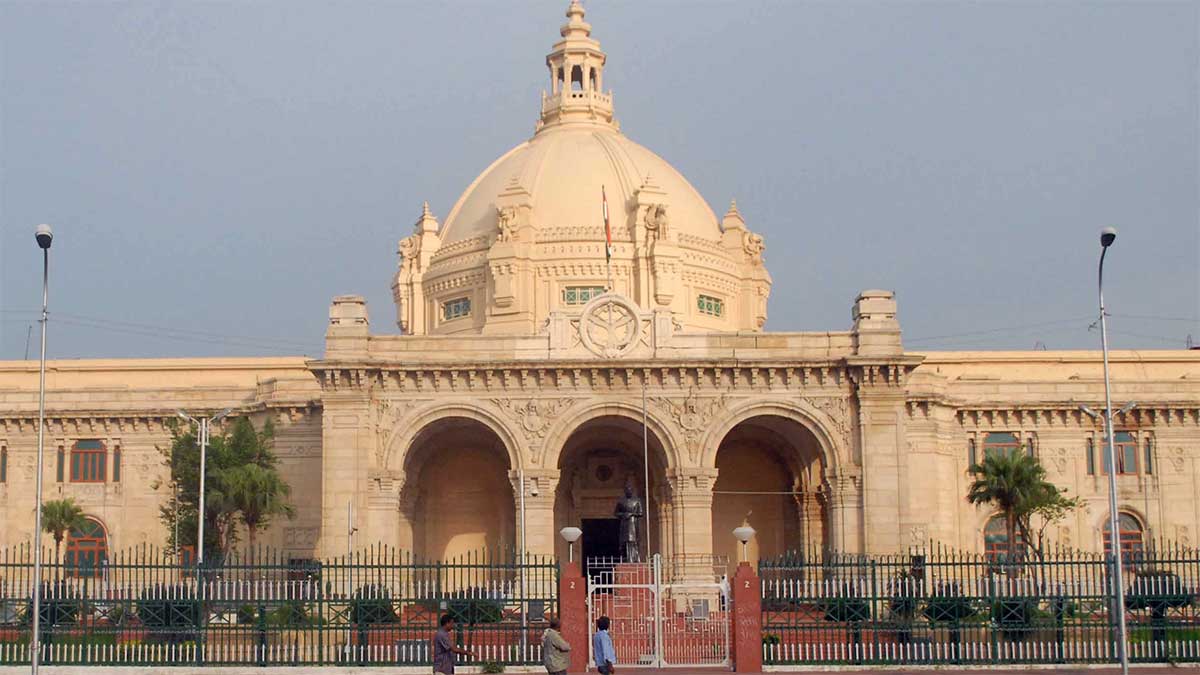 यूपी विधानसभा में अब आरोप लगाने के लिए देना होगा शपथ पत्र, स्पीकर सतीश महाना का बड़ा फैसला, विपक्ष से बोले- अब आप पलट गए