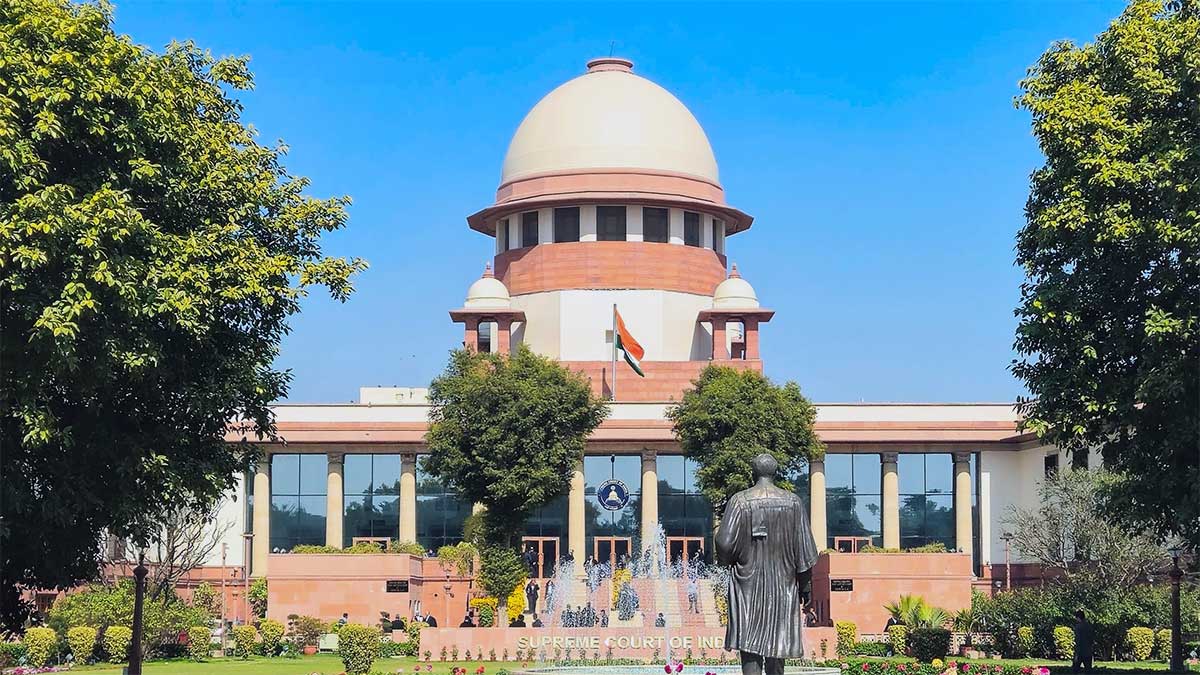 हाईवे किनारे शराब दुकानों पर सुप्रीम कोर्ट का बड़ा फैसला, हाईकोर्ट के आदेश पर लगाई रोक