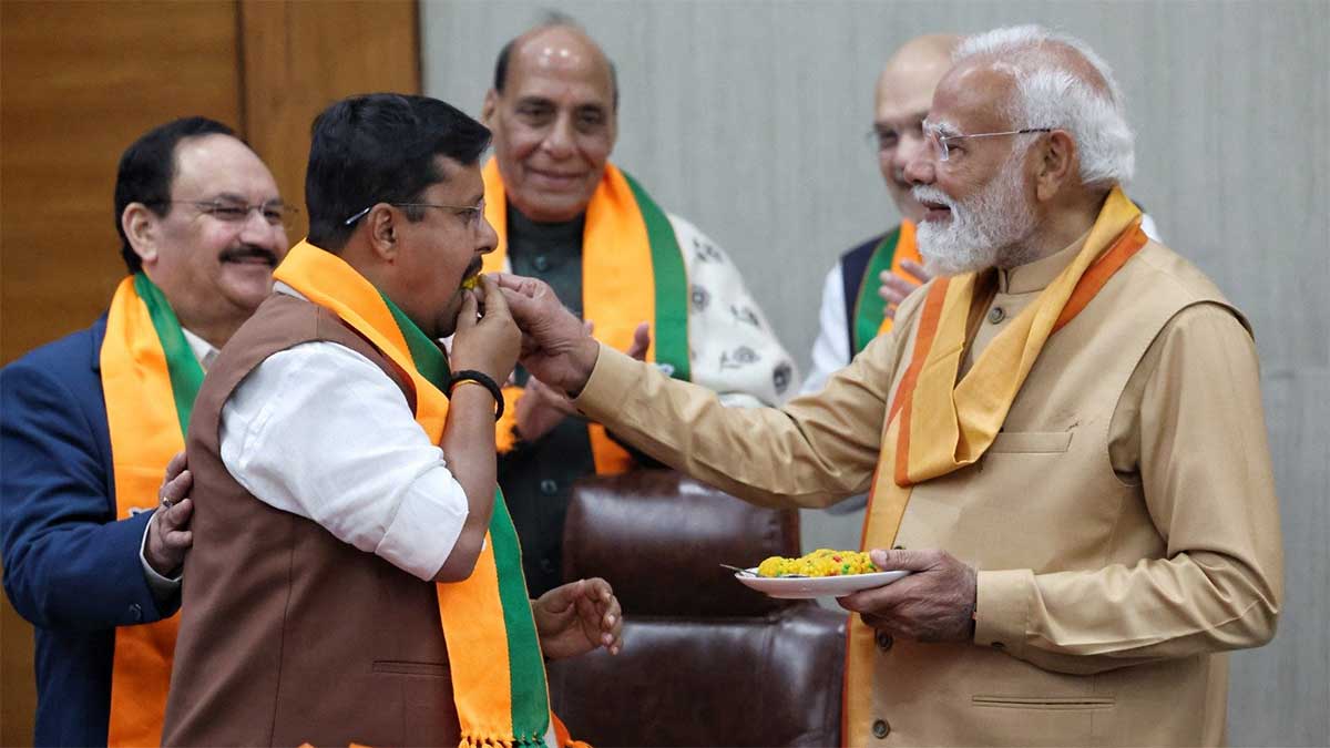 बीजेपी को मिला अब तक का सबसे युवा अध्यक्ष, पीएम मोदी ने खुद कुर्सी पर बैठाया, पीठ थपथपाकर दी जिम्मेदारी