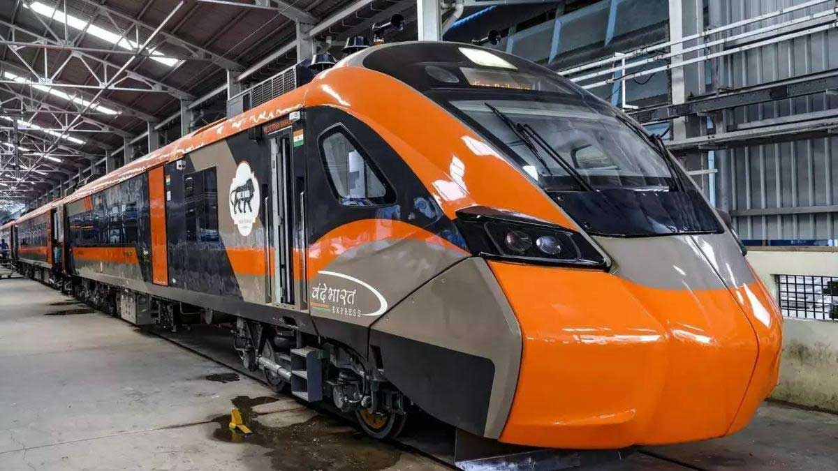 Vande Bharat Sleeper Train: नए साल पर देश को बड़ा तोहफा, हावड़ा-गुवाहाटी रूट पर दौड़ेगी पहली ट्रेन, फ्लाइट से सस्ता होगा किराया