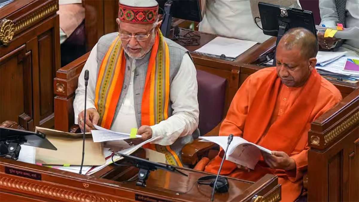 UP Budget 2026: योगी सरकार के लिए आज का दिन भारी, विपक्ष ने तैयार किया चक्रव्यूह, इन मुद्दों पर होगा हंगामा
