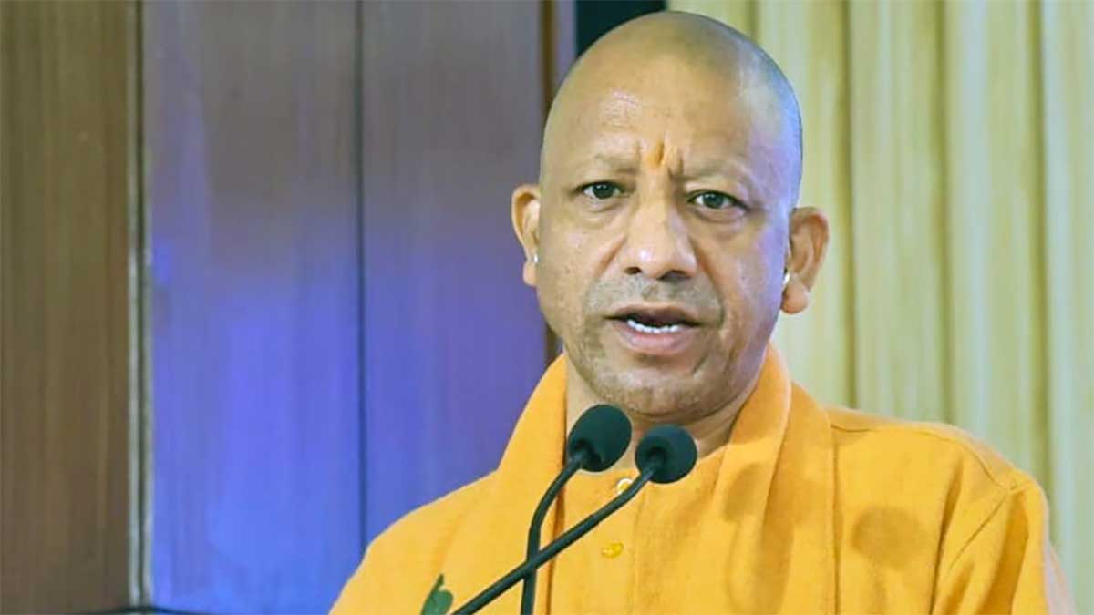 नवरात्र से पहले योगी सरकार का बड़ा तोहफा, अब पत्रकारों और वकीलों को भी मिलेगा सरकारी घर, 900 करोड़ जारी