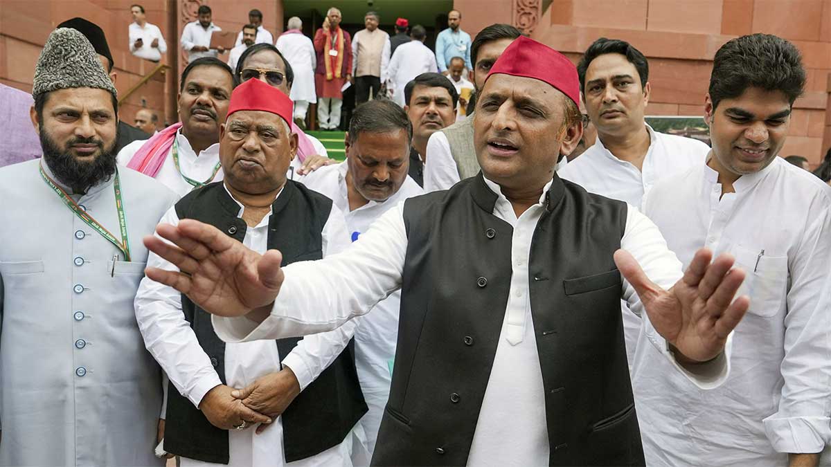 2027 चुनाव पर सपा का बड़ा दावा, अखिलेश यादव के नेतृत्व में बनेगी सरकार, यूपी की राजनीति गरमाई
