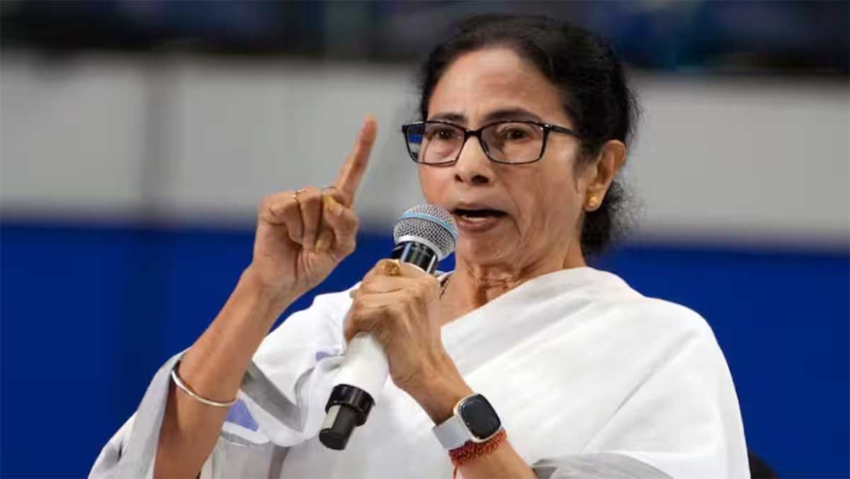 राष्ट्रपति प्रोटोकॉल विवाद पर ममता बनर्जी का पलटवार, बोलीं- बंगाल को टारगेट किया जा रहा