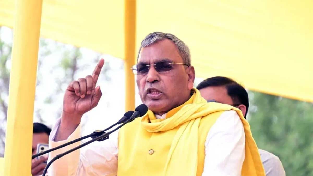वोट की चिंता में बयान दे रहे अखिलेश, गंगा इफ्तार विवाद पर ओम प्रकाश राजभर का पलटवार, सियासत हुई गरम