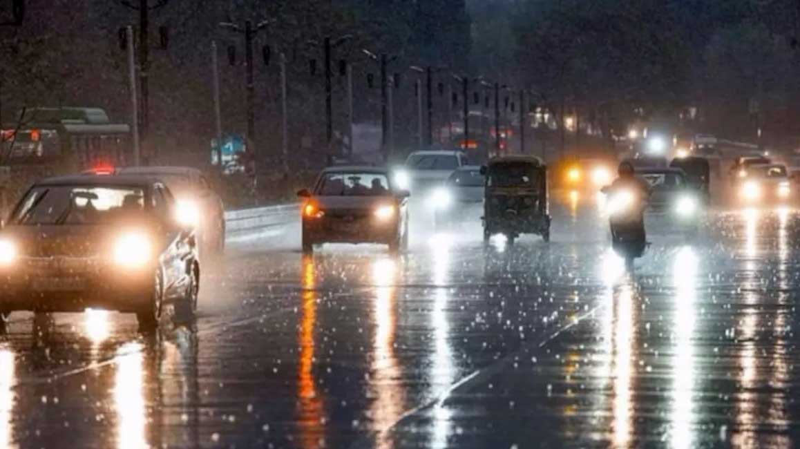 Weather Forecast: अप्रैल में भी नहीं पड़ेगी झुलसाने वाली गर्मी, IMD का बड़ा अलर्ट, दिल्ली समेत कई राज्यों में बारिश का दौर शुरू