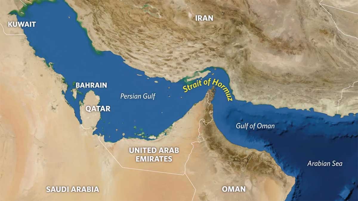 Hormuz Strait पर बढ़ा तनाव, क्या चीन और ब्रिटेन भेजेंगे युद्धपोत? ट्रंप की अपील के बाद दुनिया की नजरें टिकीं