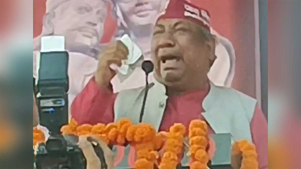 मंच पर रो पड़े मंत्री संजय निषाद, गोरखपुर की जनसभा में भावुक भाषण से गरमाई यूपी की सियासत