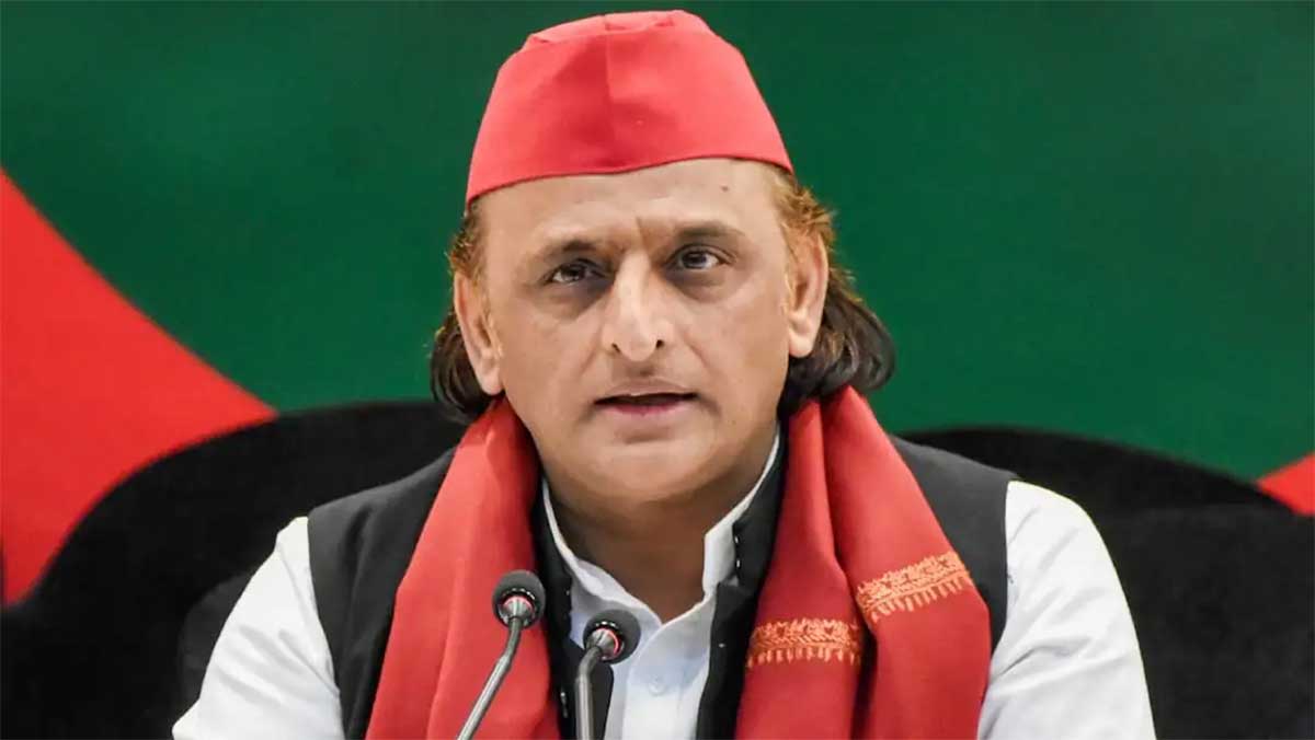दादरी में अखिलेश यादव का बड़ा वादा, बोले- सरकार बनी तो महिलाओं को मिलेंगे 40 हजार रुपये