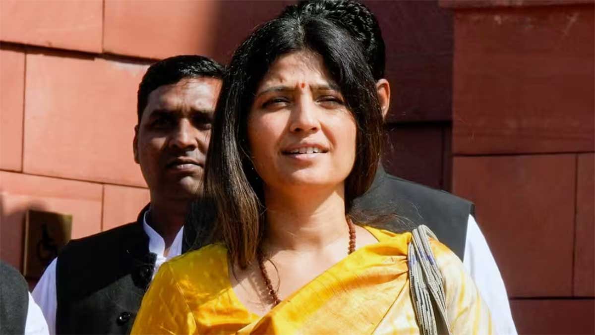 राष्ट्रद्रोह के बराबर! राघव चड्ढा के BJP जाने पर डिंपल यादव का बड़ा हमला, सियासत में मचा घमासा