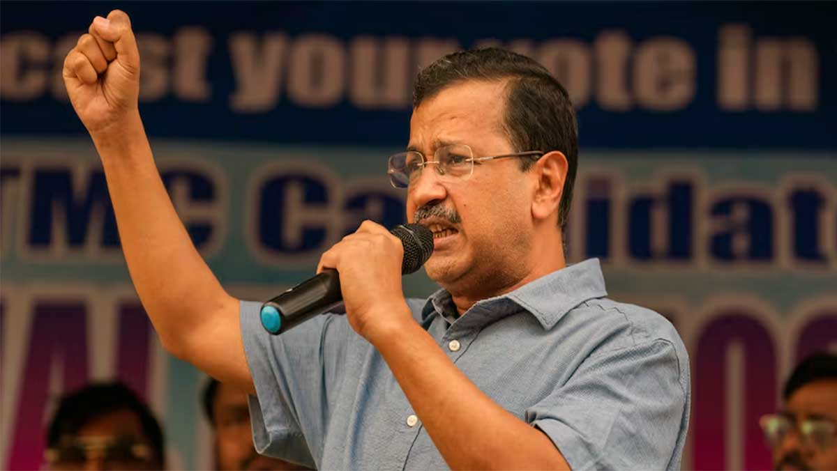 केजरीवाल का बंगाल धमाका, राघव चड्ढा के इस्तीफे के बाद पहली रैली में BJP पर तीखा वार, मिलिट्री तैनाती पर उठाए बड़े सवाल