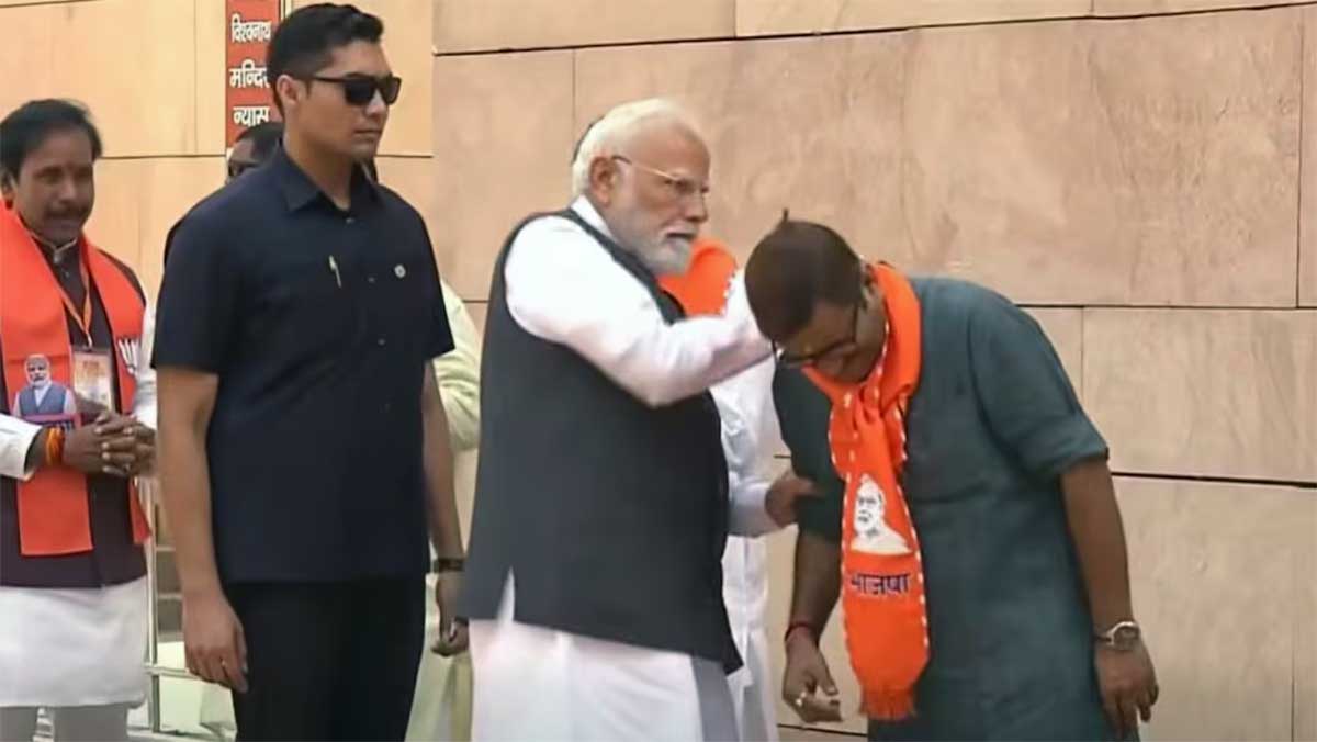 काशी में PM मोदी का इशारा या सियासी संदेश? इस सीट पर टिकट फाइनल होने की चर्चाएं तेज