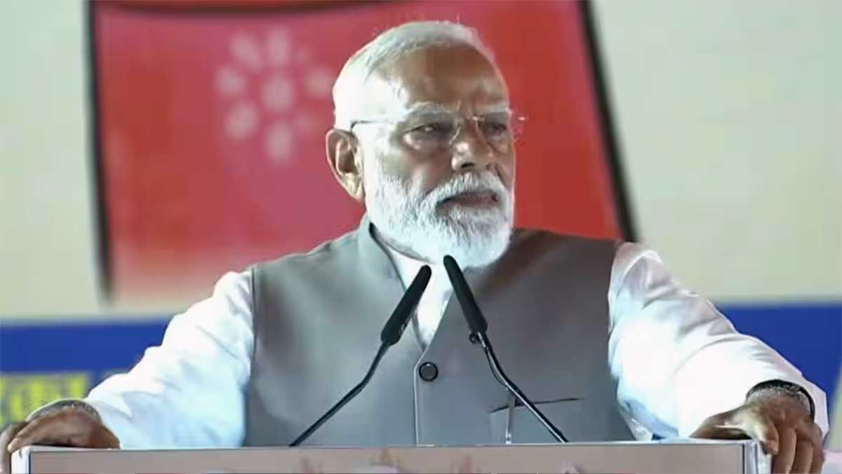 बनारस से पीएम मोदी का बड़ा हमला, महिला आरक्षण पर सपा-कांग्रेस को ठहराया जिम्मेदार