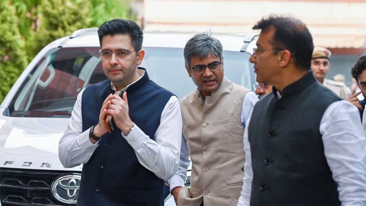 BJP जॉइन करते ही राघव चड्ढा को सोशल मीडिया झटका, 24 घंटे में 10 लाख फॉलोअर्स कम