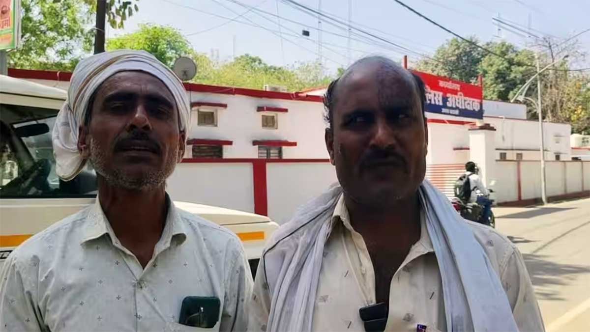 Barabanki News: 50 हजार रिश्वत न देने पर किसान की गन्ना फसल रौंदी गई? लेखपाल पर गंभीर आरोप, DM ने दिए जांच के आदेश