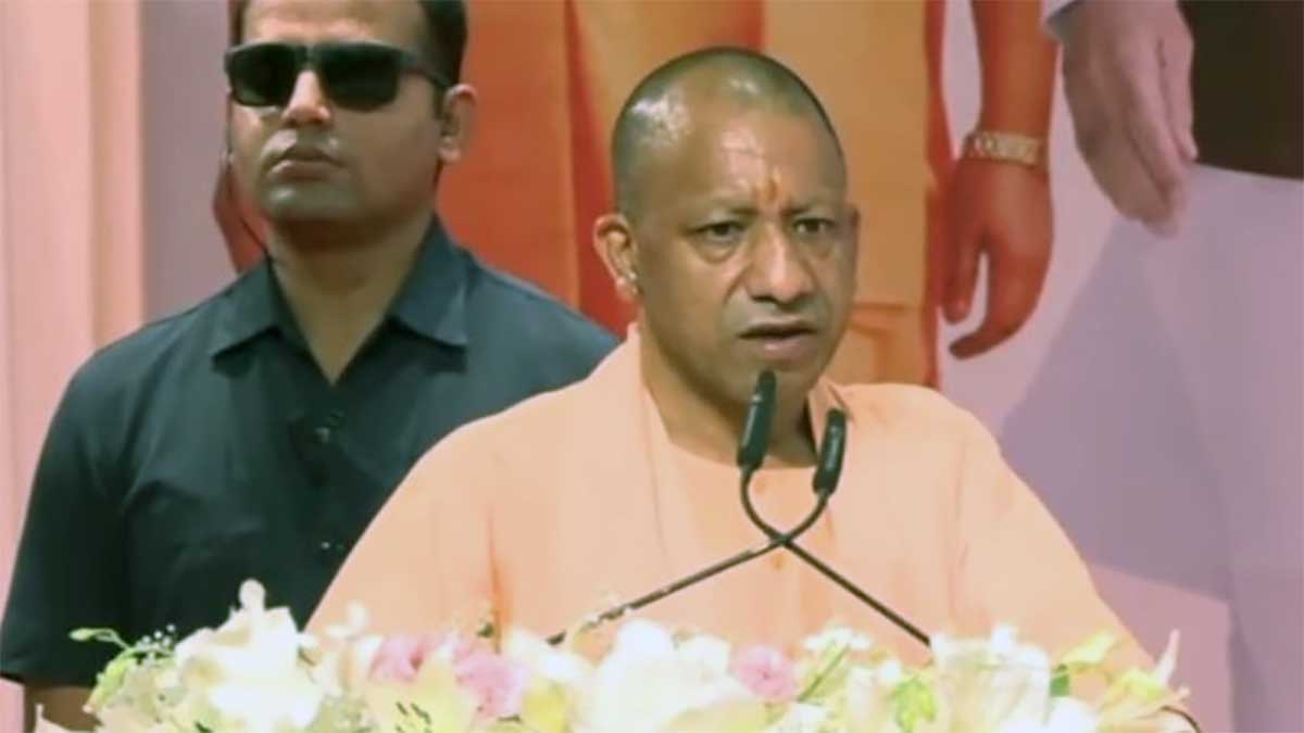 पुलिस प्रोजेक्ट्स में लापरवाही बर्दाश्त नहीं, CM Yogi ने अधिकारियों को दिया सख्त अल्टीमेटम