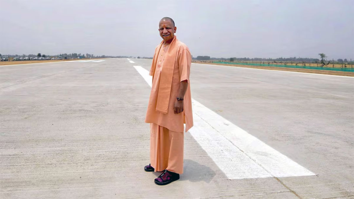 अब स्मार्ट होंगे यूपी के एक्सप्रेसवे, AI से होगी निगरानी, ठेकेदारों की जवाबदेही तय