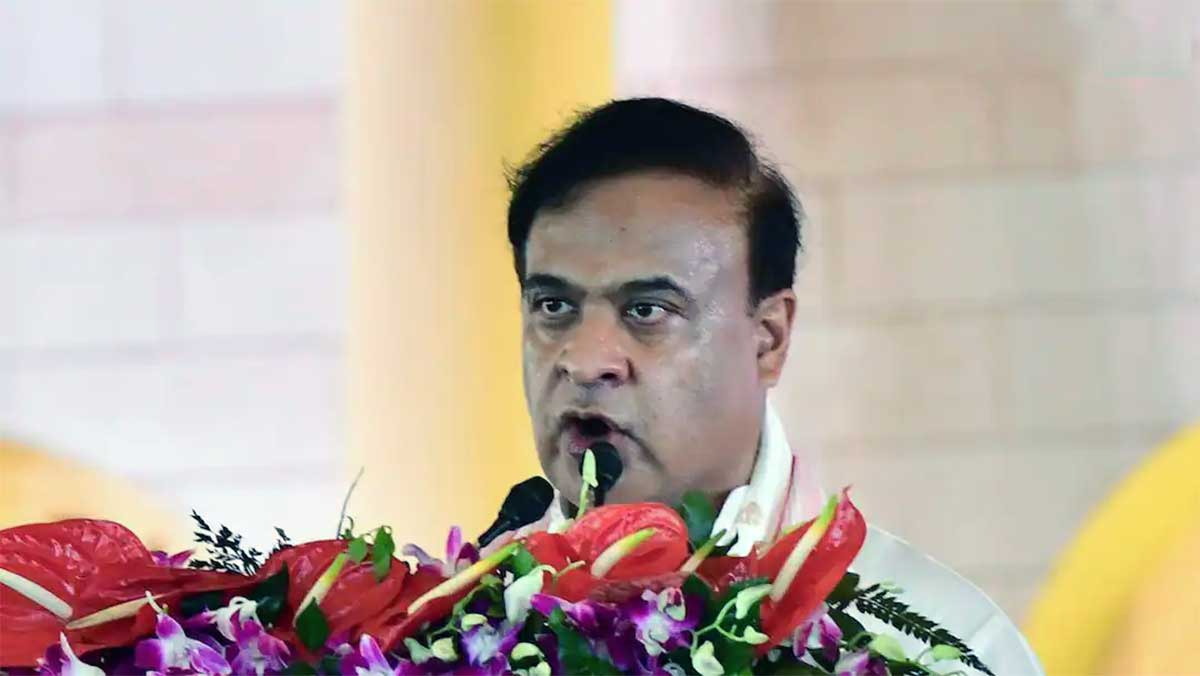 शपथ ग्रहण समारोह में मचा हड़कंप, हिमंत बिस्वा सरमा के कार्यक्रम में गोलियों के साथ पकड़ा गया शख्स