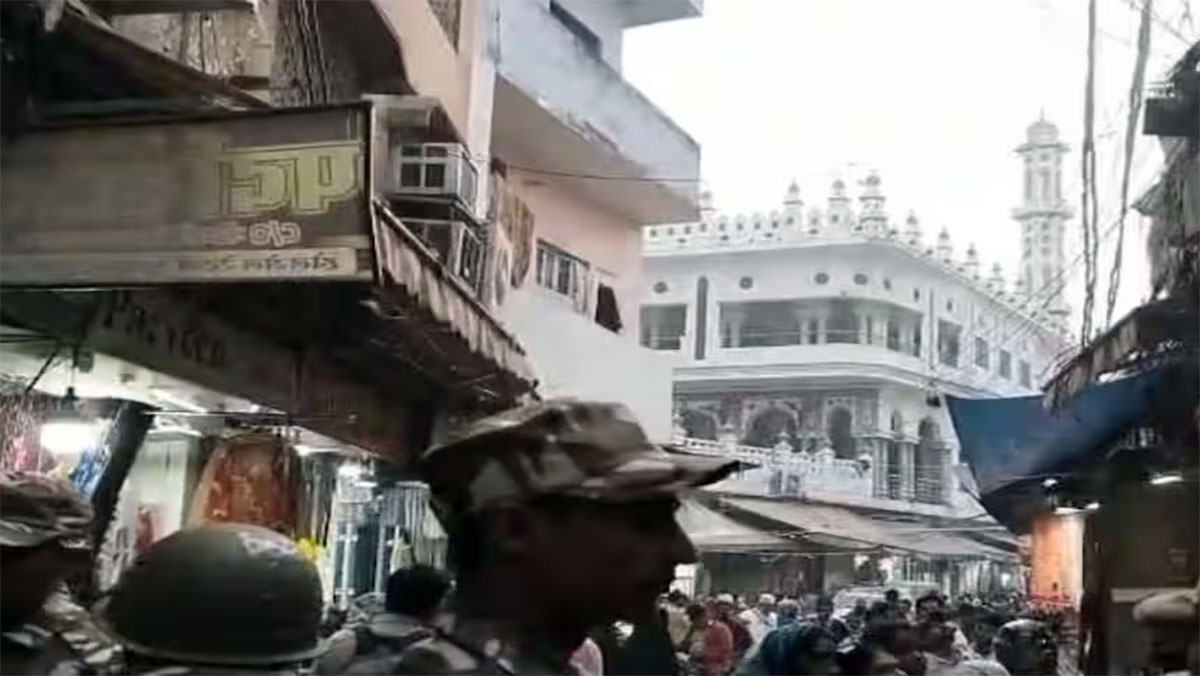 वाराणसी के दालमंडी में अब 6 मस्जिदें भी चौड़ीकरण की जद में, प्रशासन ने तेज की कार्रवाई