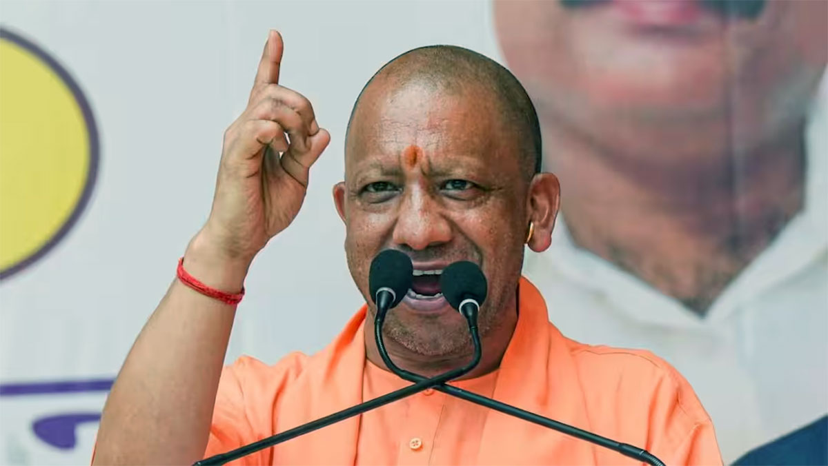 किसी का इलाज पैसे के अभाव में नहीं रुकेगा, CM योगी ने जनता दर्शन में दिया भरोसा, 200 लोगों की सुनी समस्याएं
